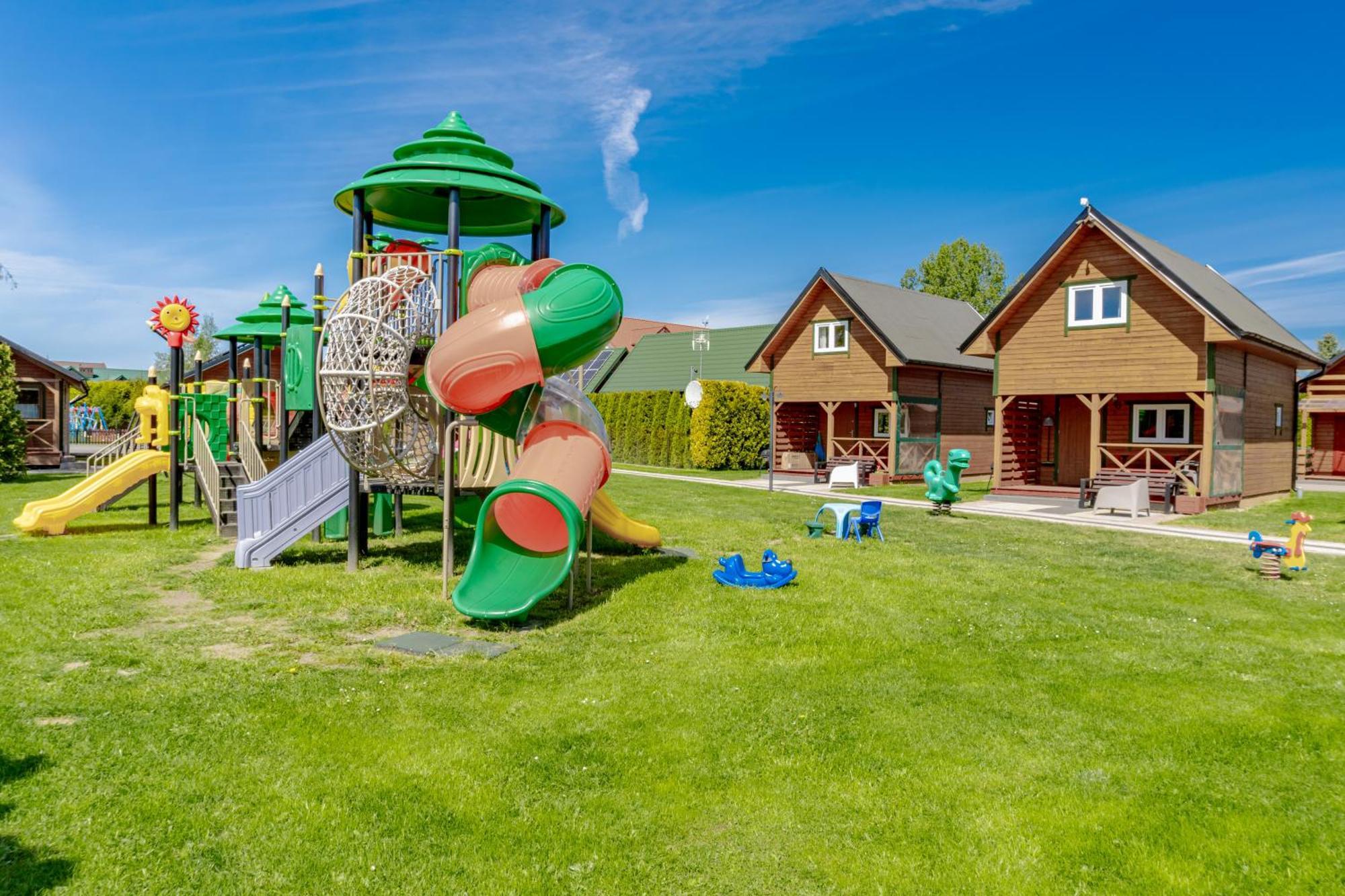 Domki Morena - Rodzinne Domki Blisko Plazy Karwia Bagian luar foto